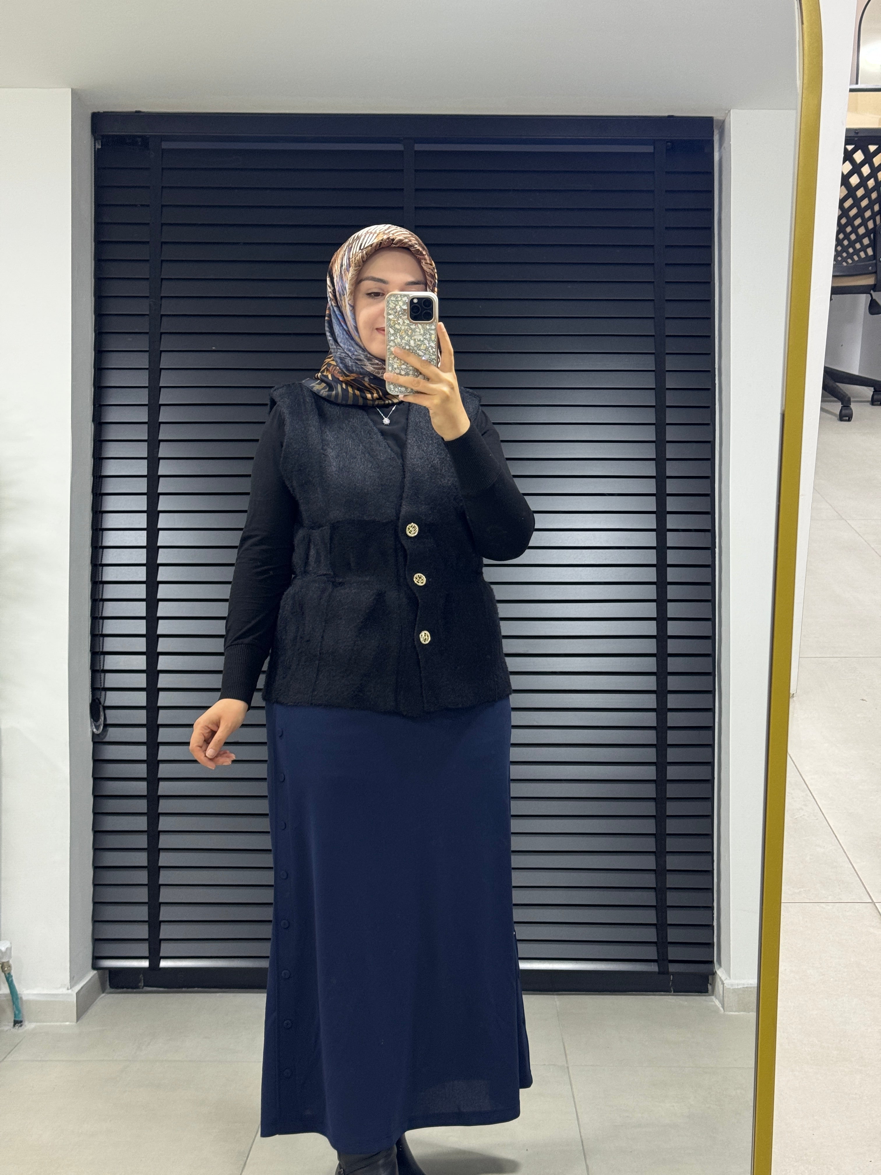 KÜBRA DÜĞMELİ ETEK