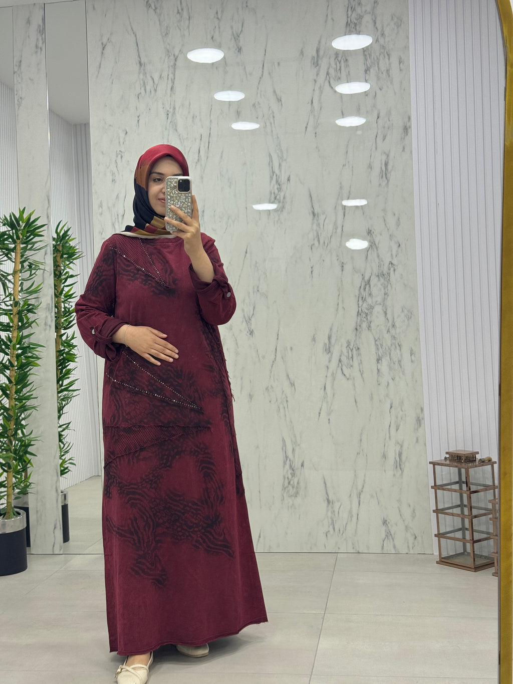 AYŞE AKAY TAŞLI ELBİSE