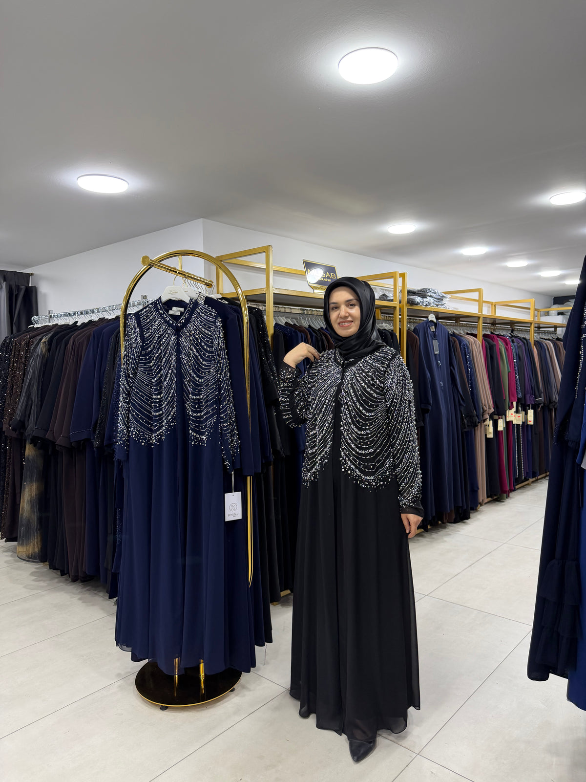 IŞILTILI ABAYA