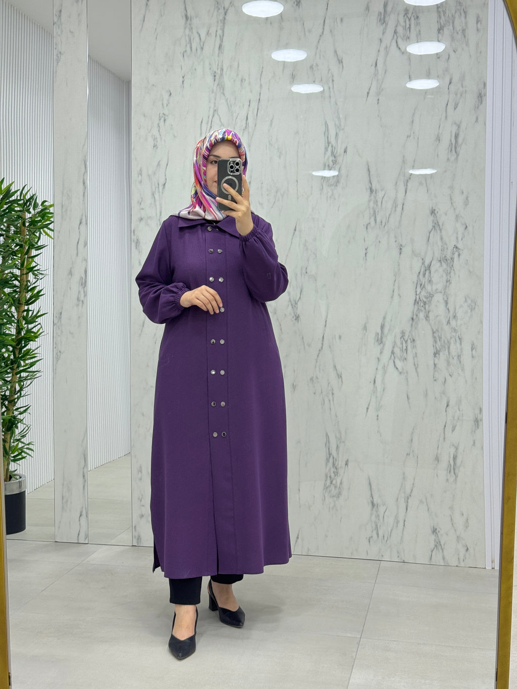 QETEN SİMLİ ÇİFT DÜĞME DETAY GİYÇIK (4918)