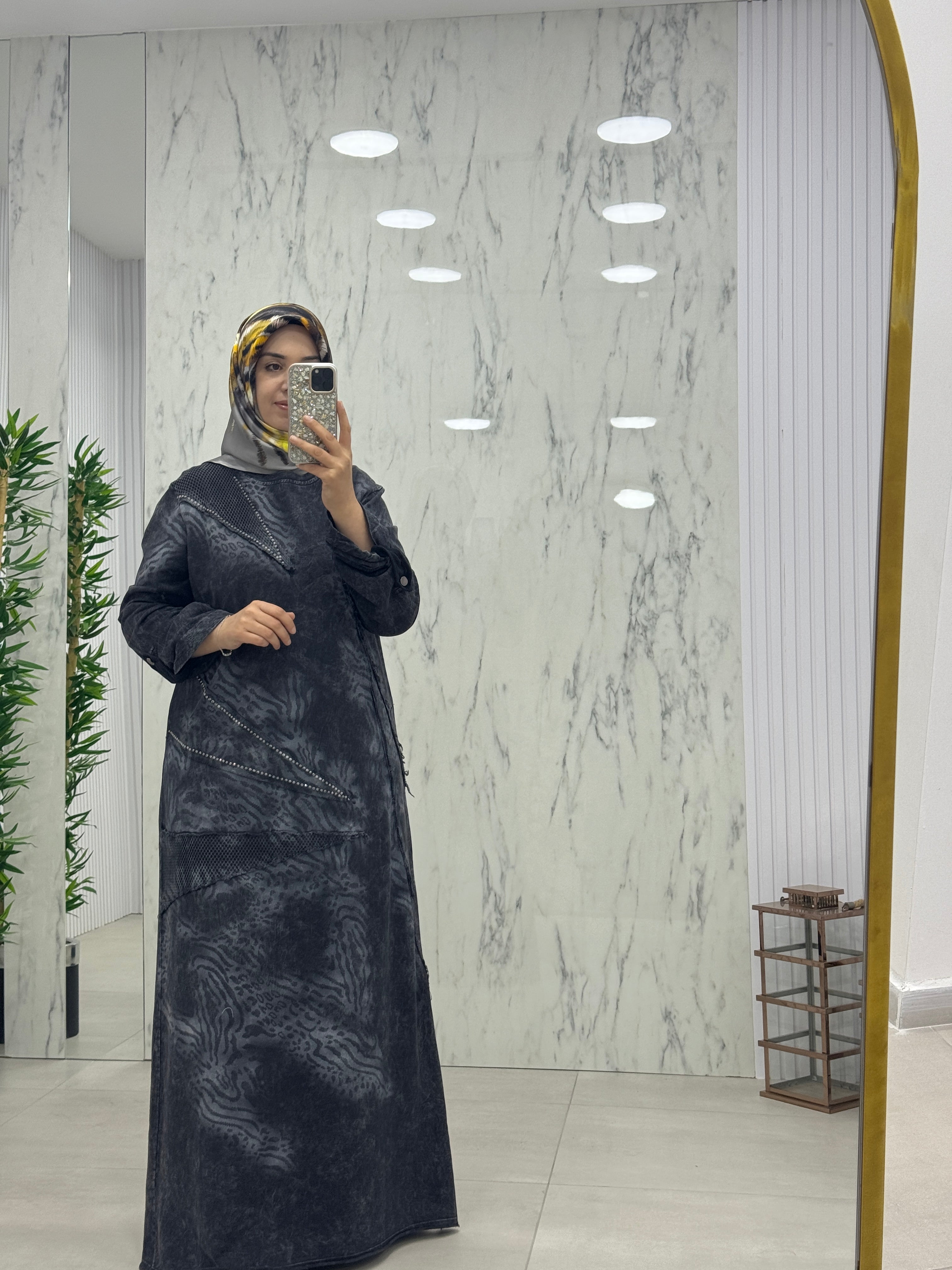 AYŞE AKAY TAŞLI ELBİSE