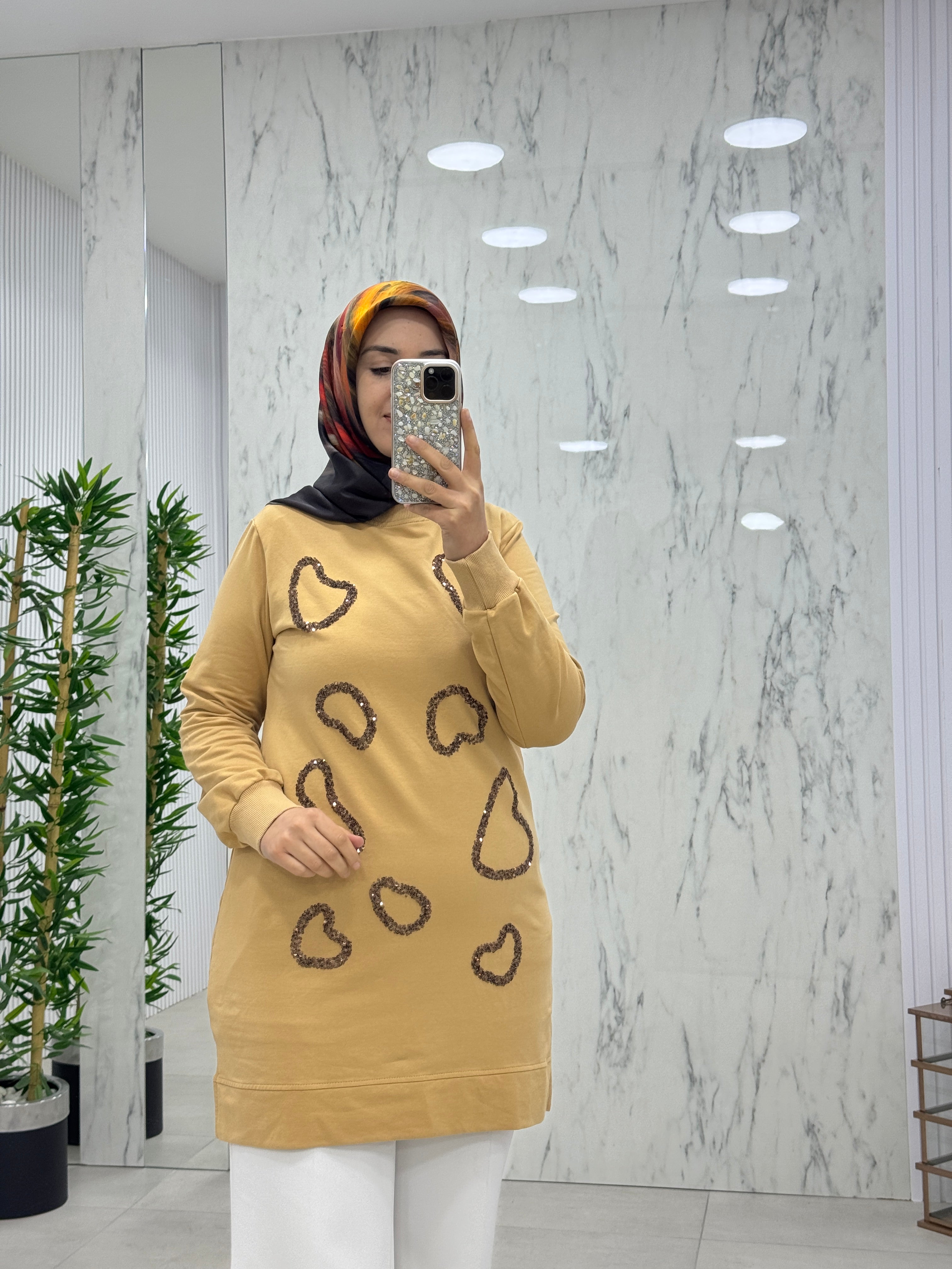 AYŞE AKAY PULLU NAKIŞLI TUNİK