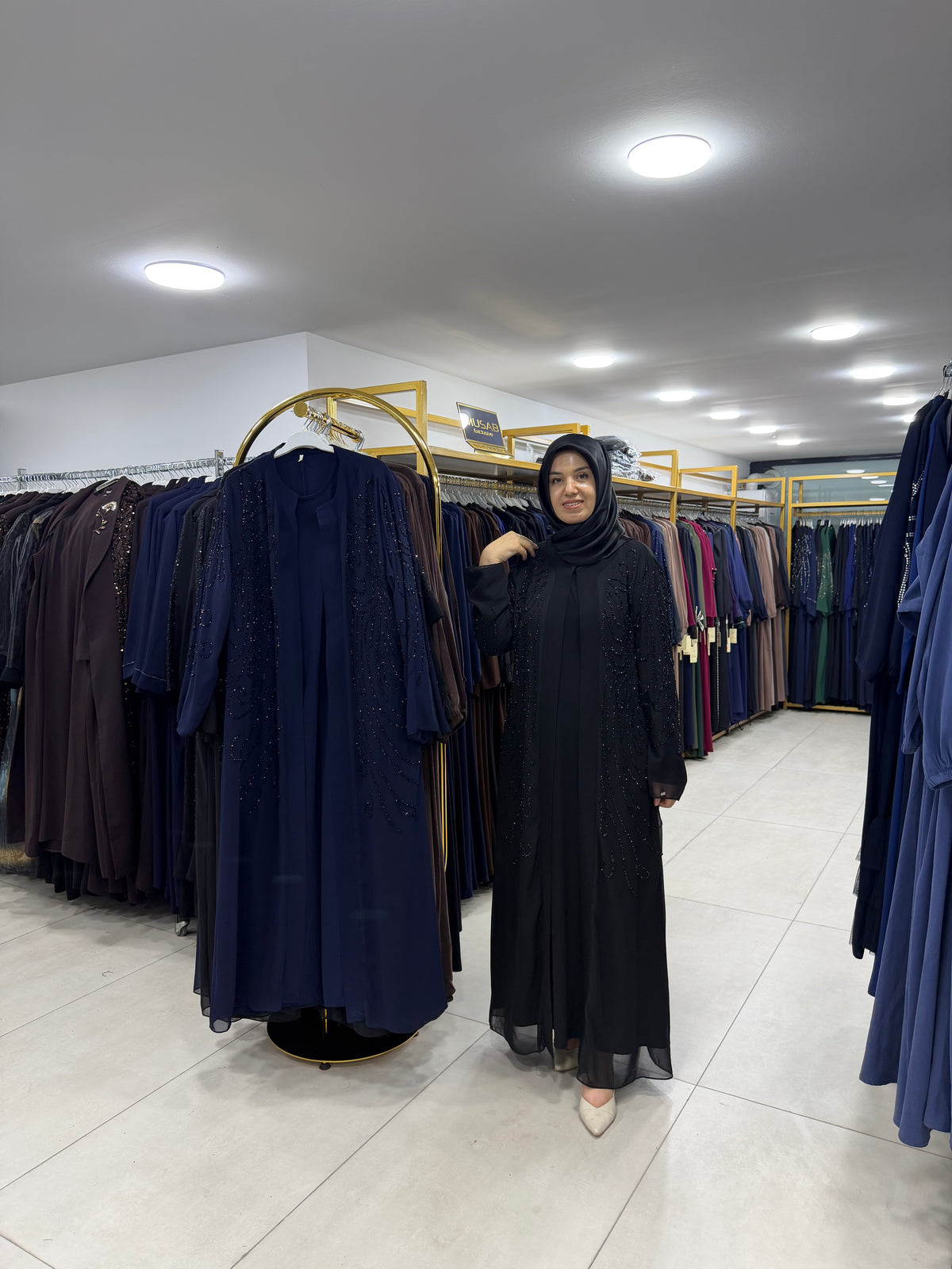 NİHAL TAŞLI ABAYA