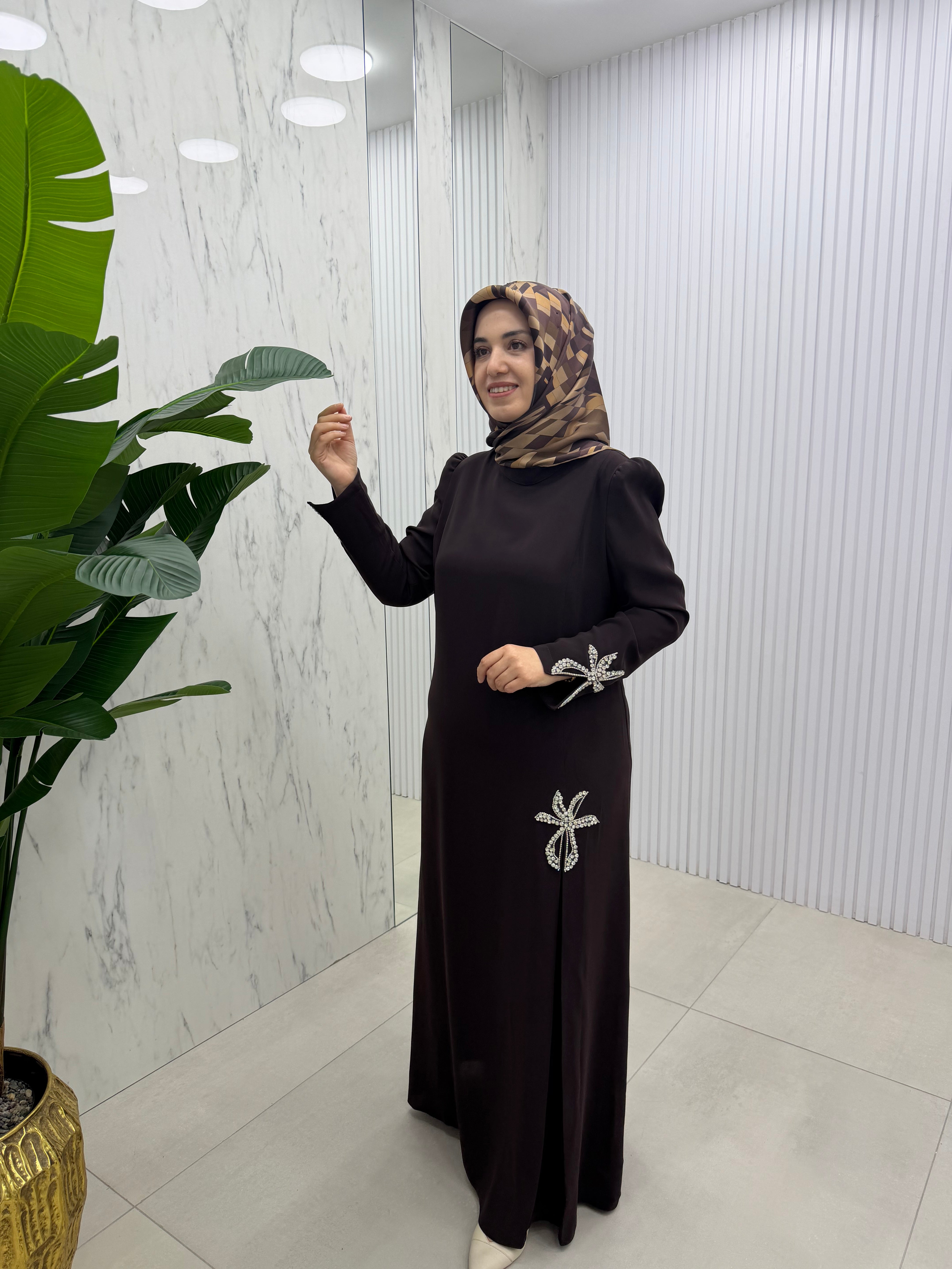 MODA JUKİ KRİSTAL TAŞ YILDIZ İŞLEMELİ ELBİSE(3503)