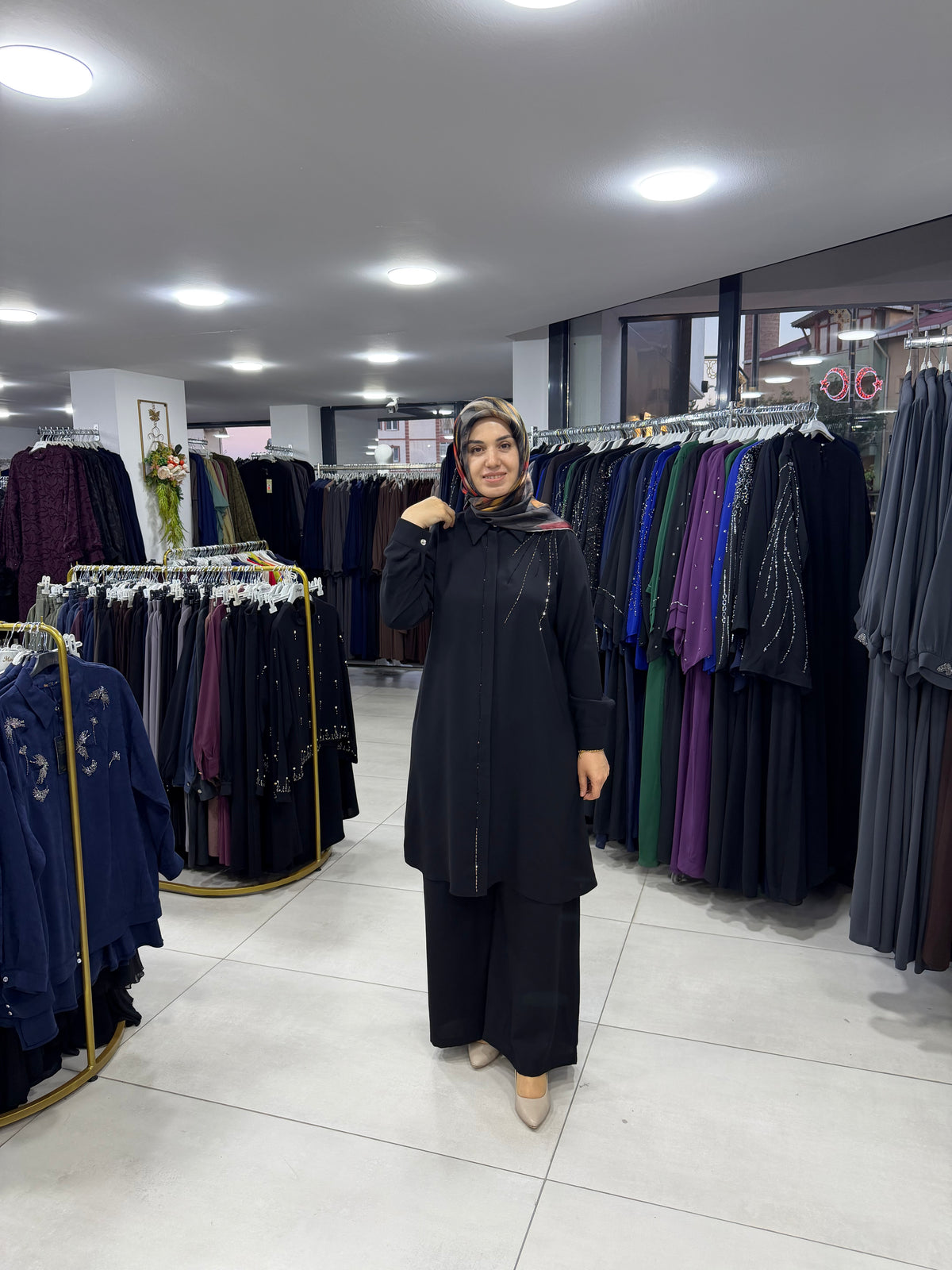 TRİPEN TAŞ DETAYLI PANTOLONLU TAKIM